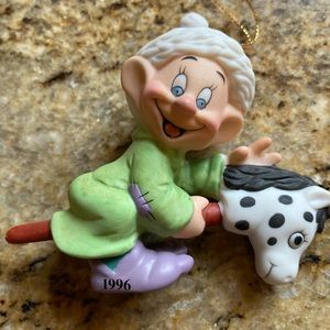 Package of 3 Disney ornaments: